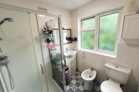 Eaton Rise E11