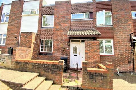 Haldon Close IG7