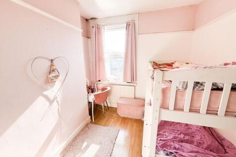Frith Road E11
