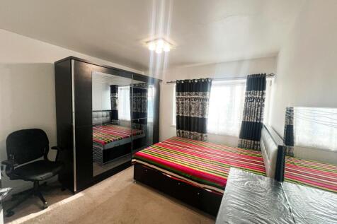 Beehive Court IG1