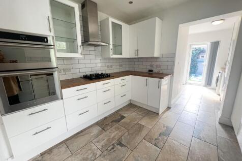 Wallwood Rd E11