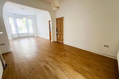 Wallwood Rd E11