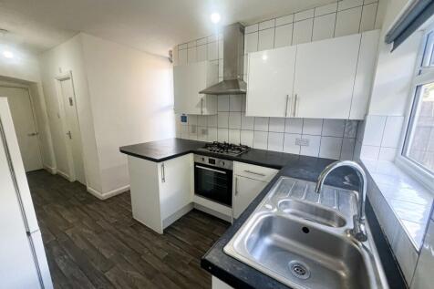 Madeira Rd E11