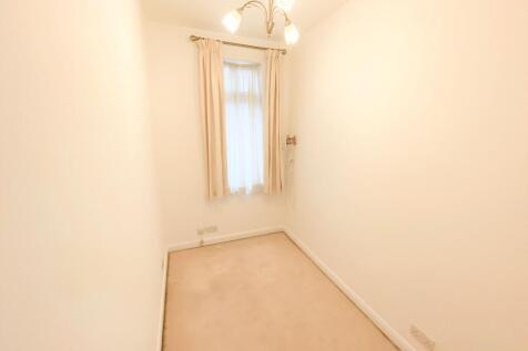 Bridge Rd E6