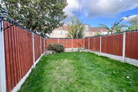 Bridge Rd E6