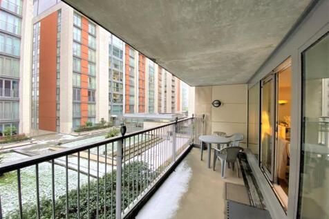 Baltic Apartments E16