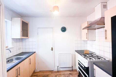 Grove Green Rd E11