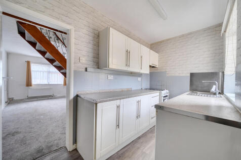 1369696-7-68f615c...