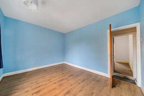 1369696-11-68f616...