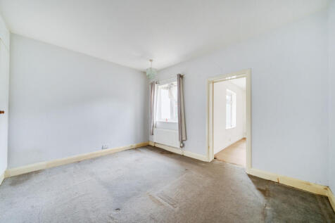 1369696-15-68f616...