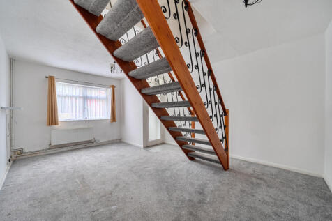 1369696-5-68f6156...