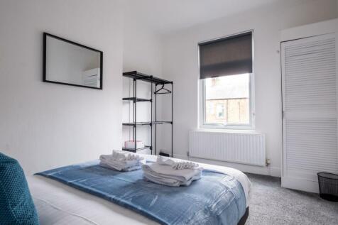 20 Rosemount Road-22-min.jpg