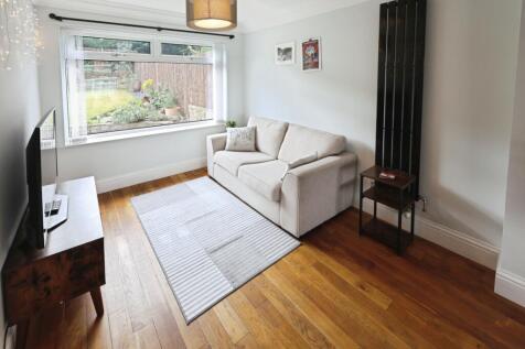 pbox-living_room-312205.JPG