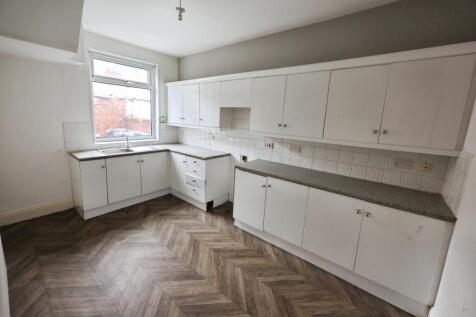 pbox-kitchen-315878.JPG