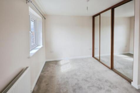 pbox-bedroom-314556.JPG