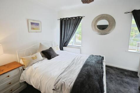 pbox-bedroom-312561.JPG