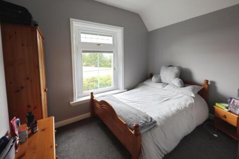 pbox-bedroom-316566.JPG