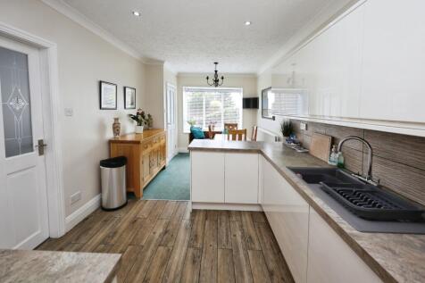pbox-kitchen-318898.JPG