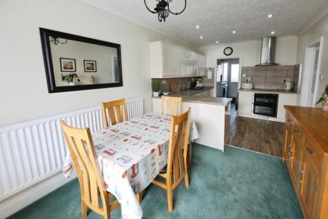 pbox-dining_room-318898.JPG