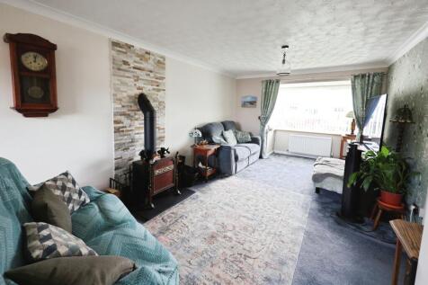 pbox-living_room-319393.JPG