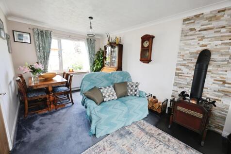 pbox-living_room-319393.JPG