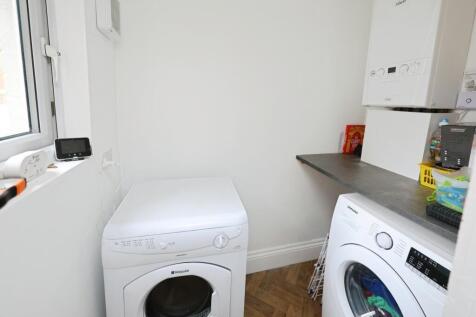 pbox-utility_room-320430.JPG