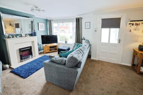 pbox-living_room-325348.JPG