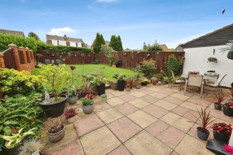 pbox-garden-325348.JPG