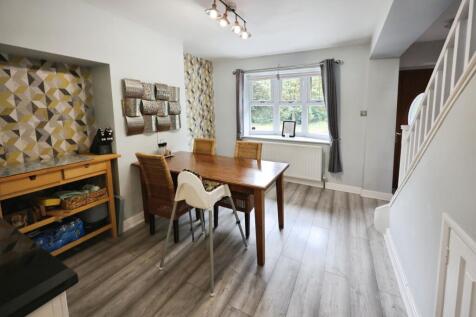 pbox-dining_room-325351.JPG