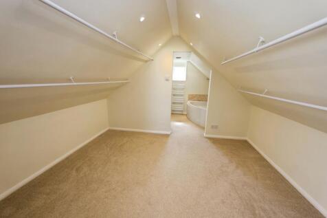 pbox-bedroom-318949.JPG