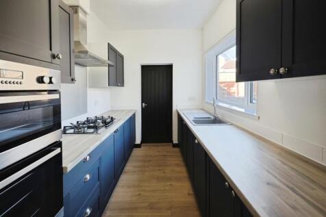 pbox-kitchen-334489.JPG