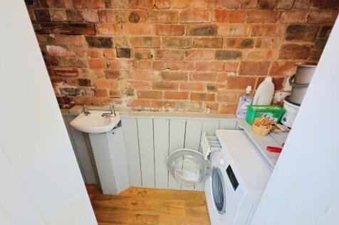 pbox-utility_room-338732.JPG