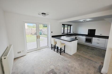 pbox-living_room-342205.JPG