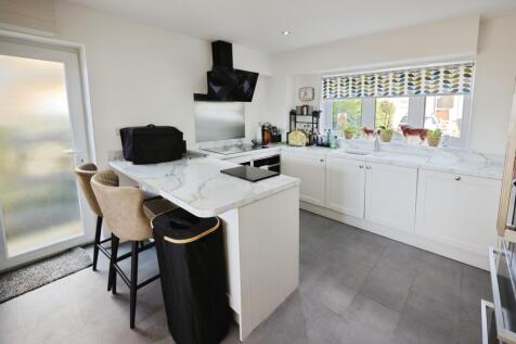 pbox-kitchen-342201.JPG
