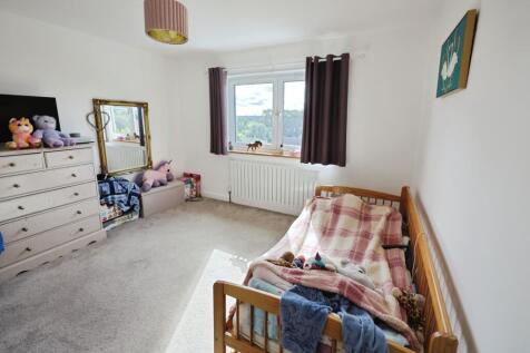 pbox-living_room-342201.JPG