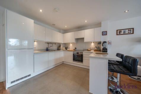 c39964a1-e38f-4d8...