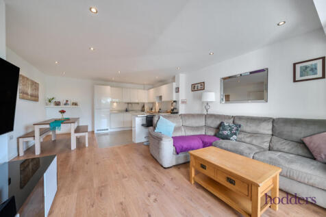 a4bbcb65-9166-46b...