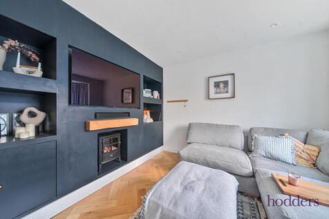 97d8d8ad-0845-44f...