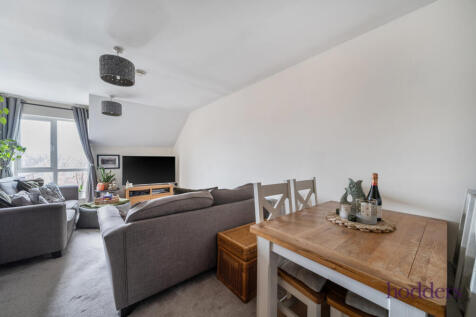 bcedfcb3-98ff-4e0...