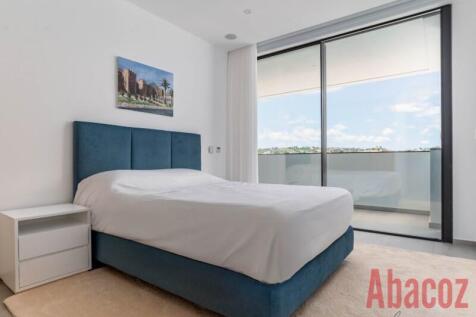 Guest bedroom 2