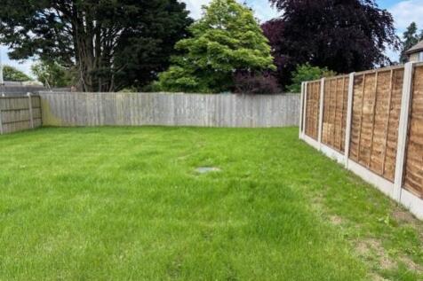 81 Milestone Road communal garden