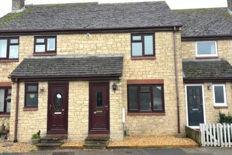 63 Station Road front outside 2