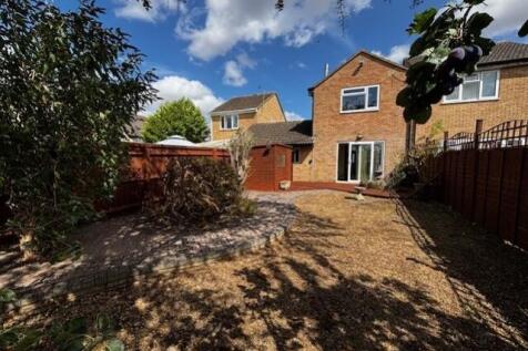 27 Mayfield rear garden 1
