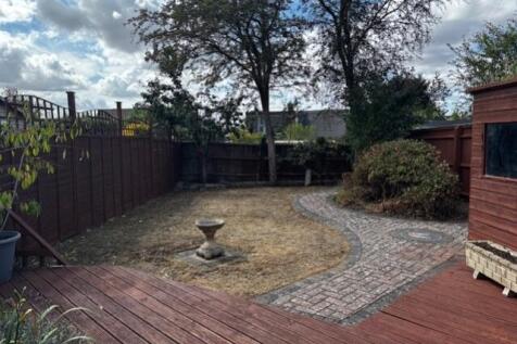 27 Mayfield rear garden
