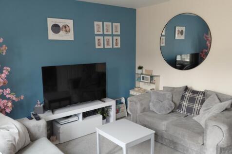 5 Blackthorn lounge