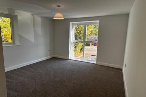 FLAT BEDROOM 2