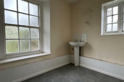 Room 2.JPG