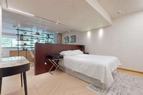 1BKHbedroom1.jpg