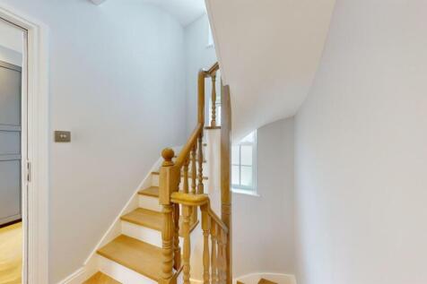 1CSstairs.jpg