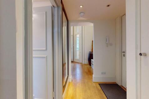 ft5 99 QGhallway.jpg